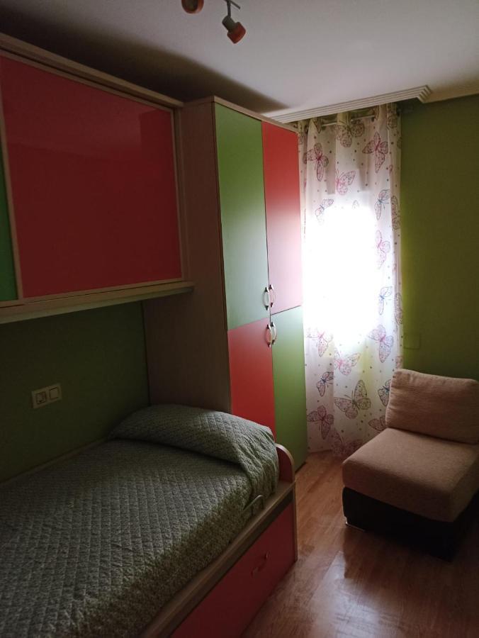 Piso Yade En Oviedo, Proximo A Los Vegas Con Parking Y Wifi Zewnętrze zdjęcie